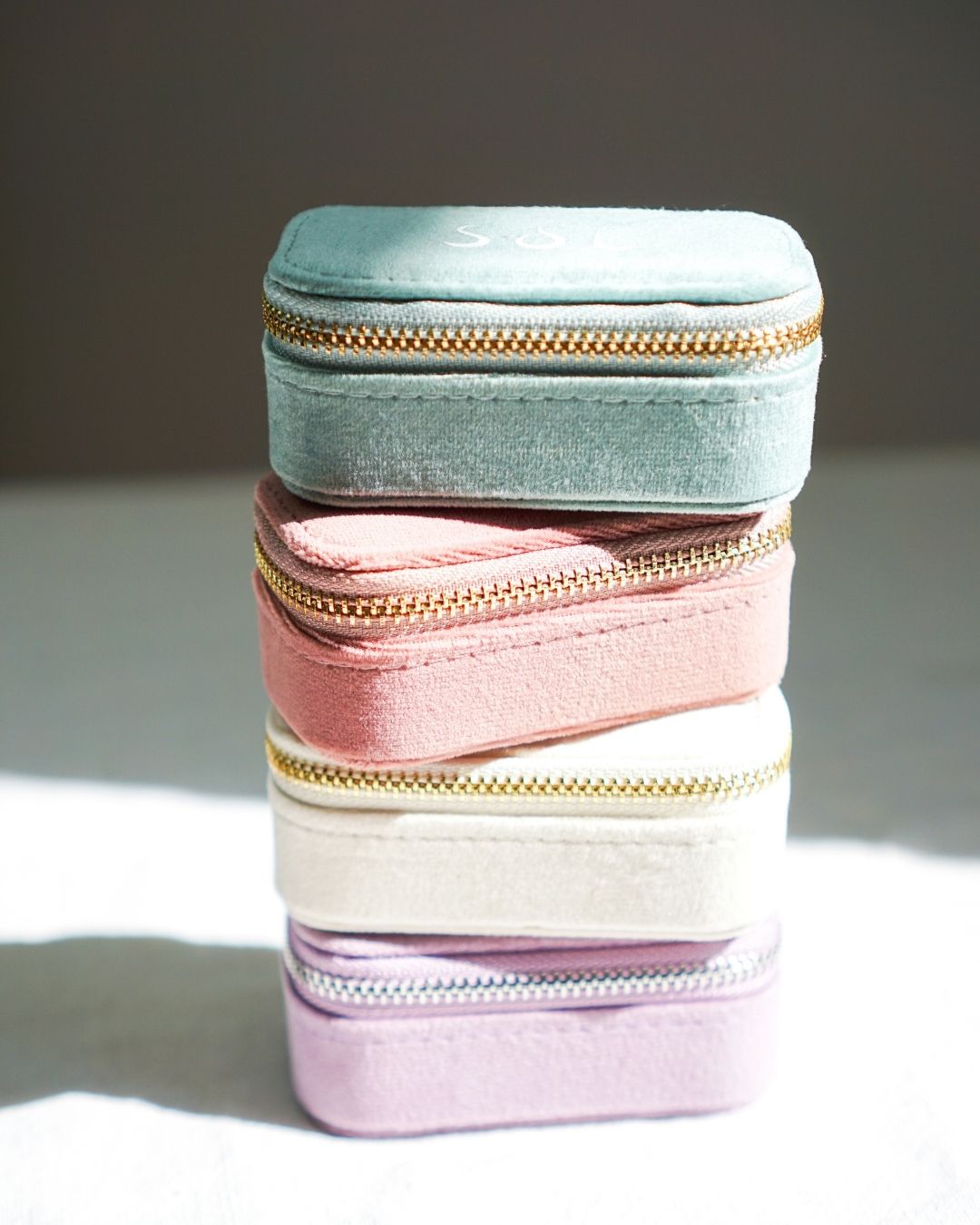 Daisy Schmuckkästchen/ Reiseetui (mintgrün/beige/dusty pink/violett)