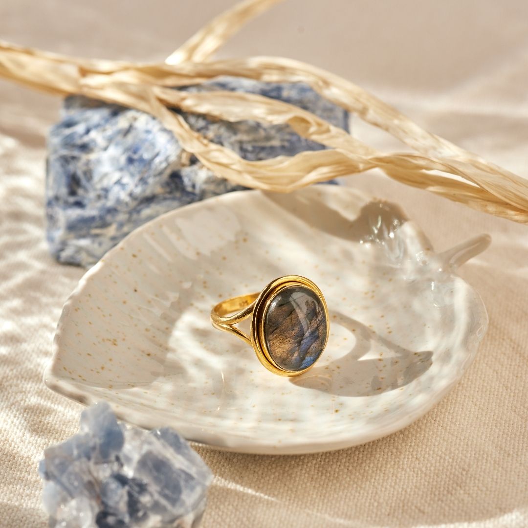 Aylin Labradorit Ring Golden
