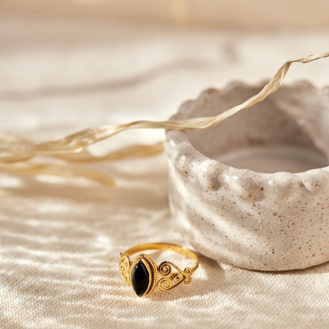 Namaste Onyx Ring Golden