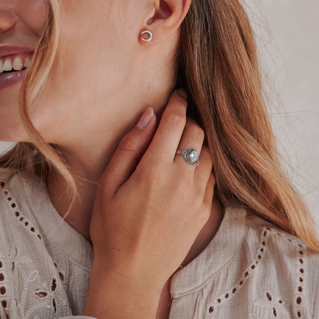 Nirmala Mondstein Ring Silber
