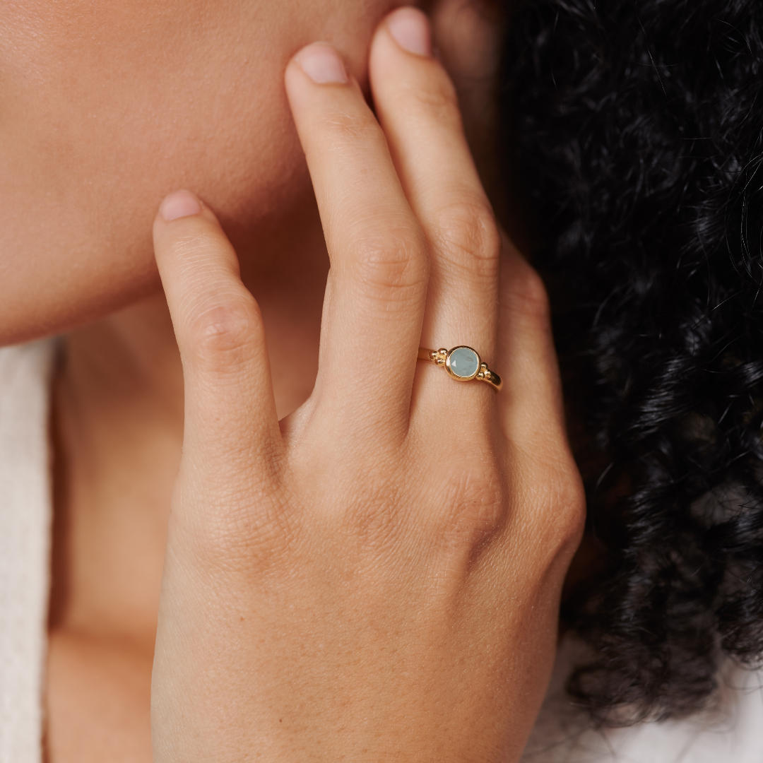 Ava Aquamarin Ring Golden