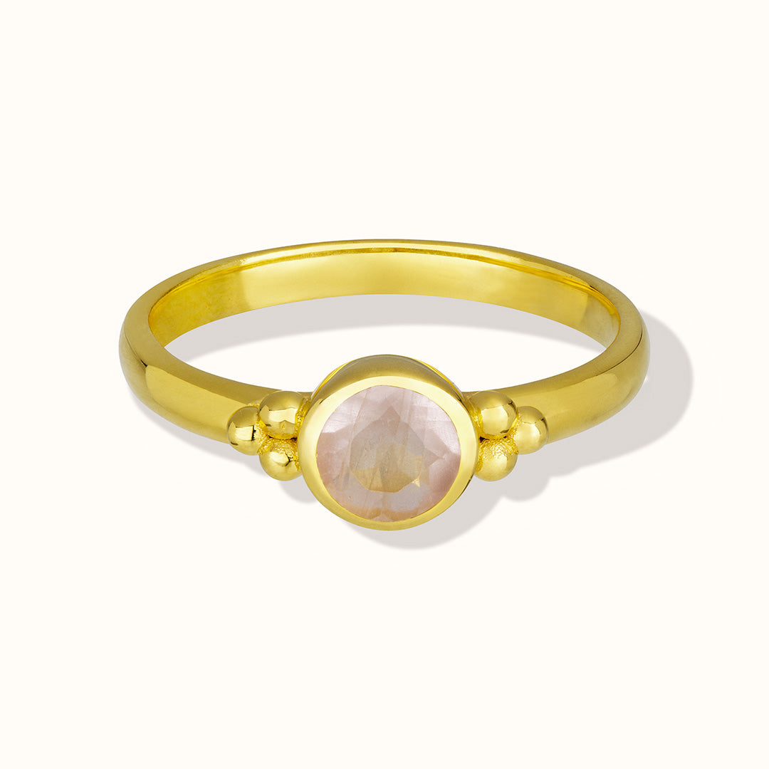 Ava Rosenquarz Ring Golden