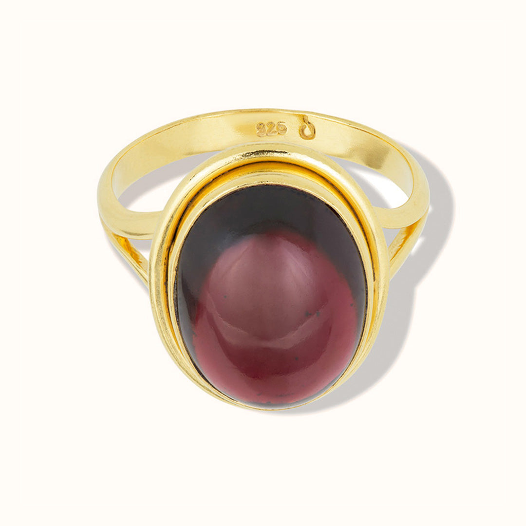 Aylin Granat Ring Golden