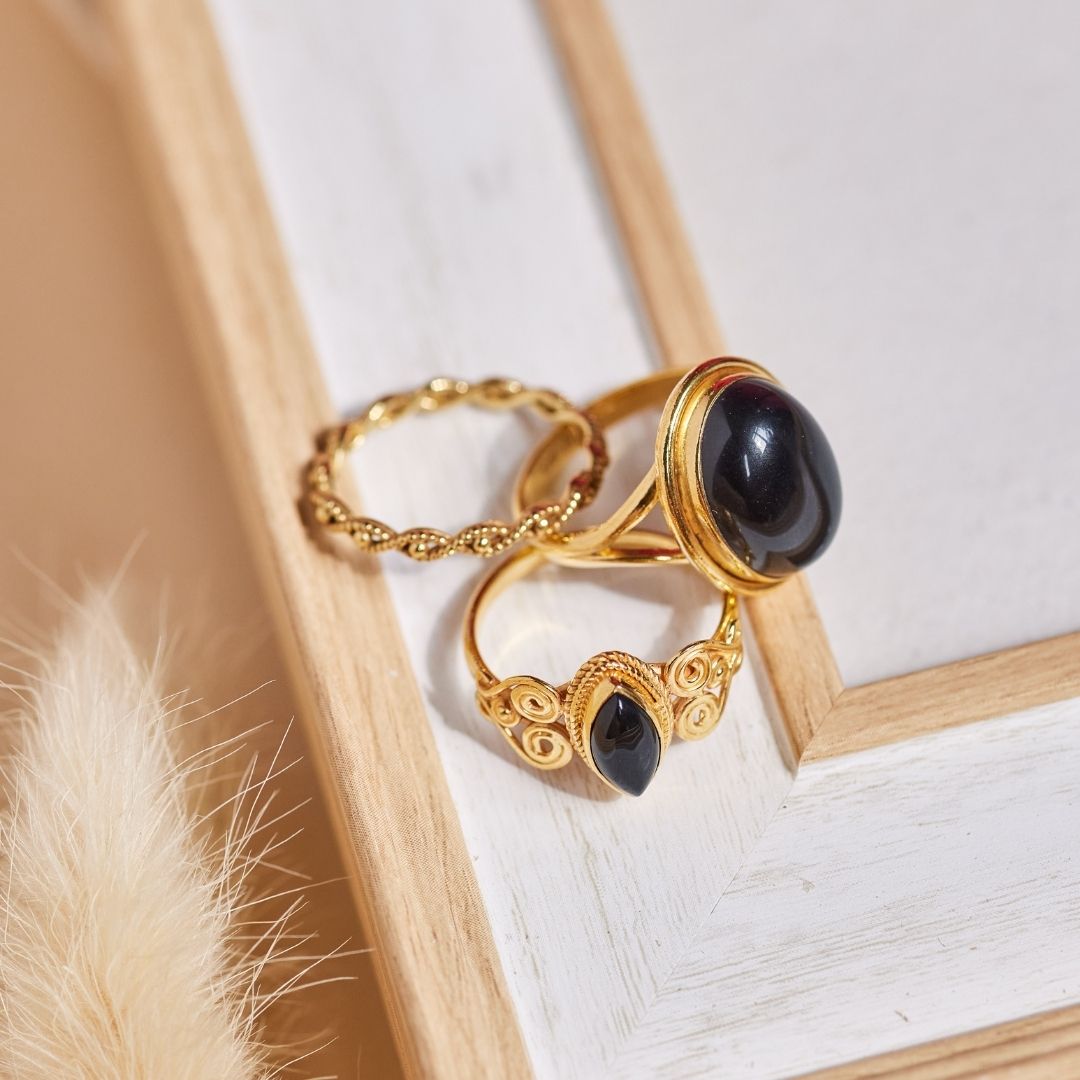Aylin Onyx Ring Golden Set