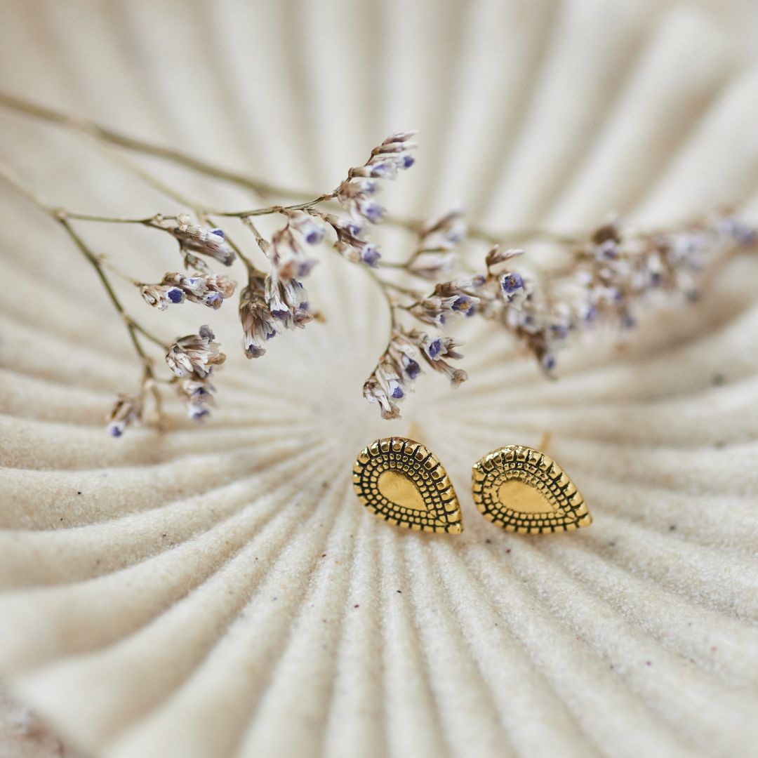 Dana Ohrstecker Golden