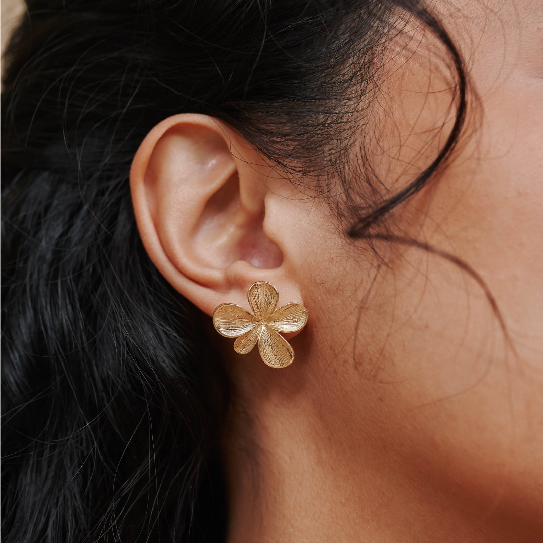 Frangipani Ohrstecker Golden