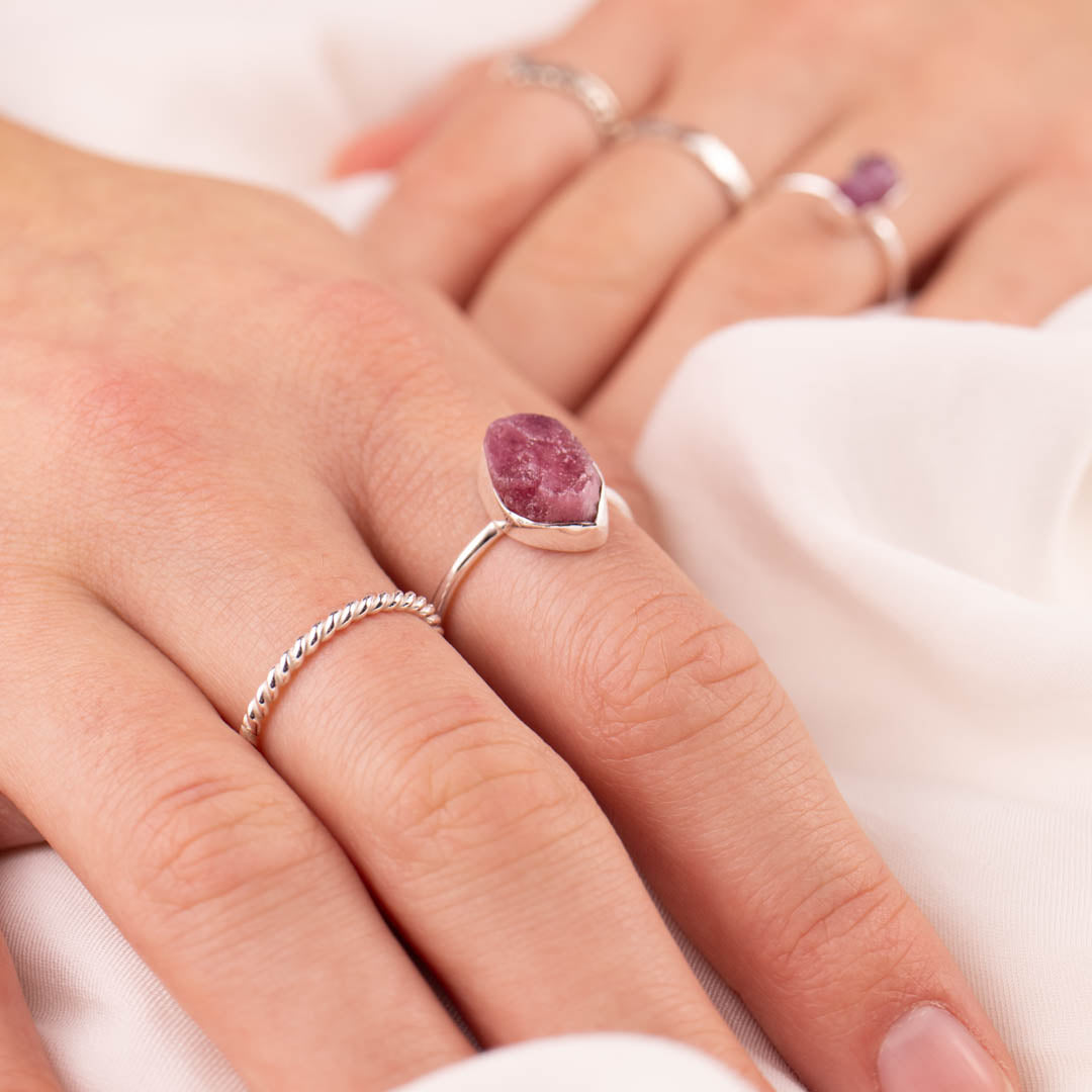 Gaia Rubin Ring Silber - Spirit of Liebs