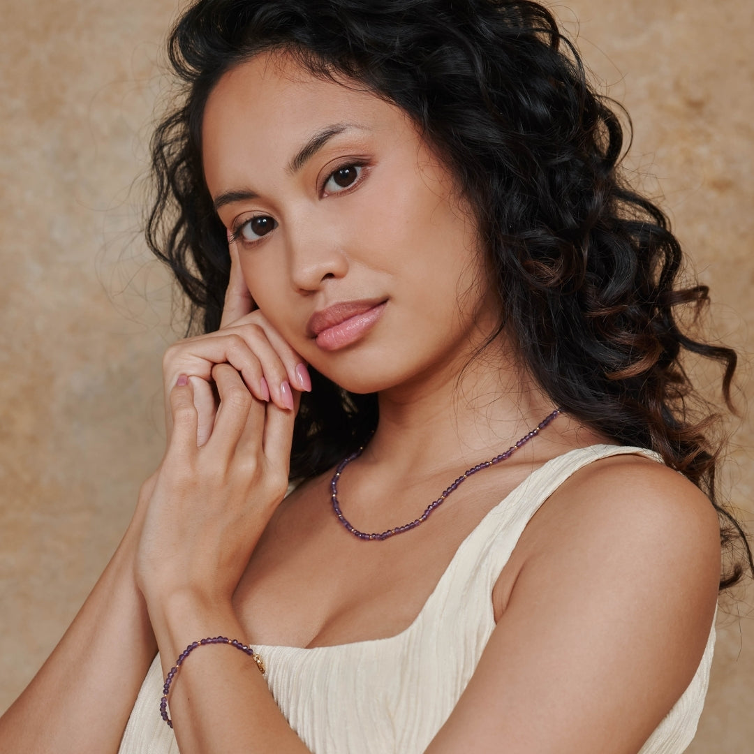 "Own Your Light" Amethyst Kette Golden (Weltfrauentag Limited Edition)