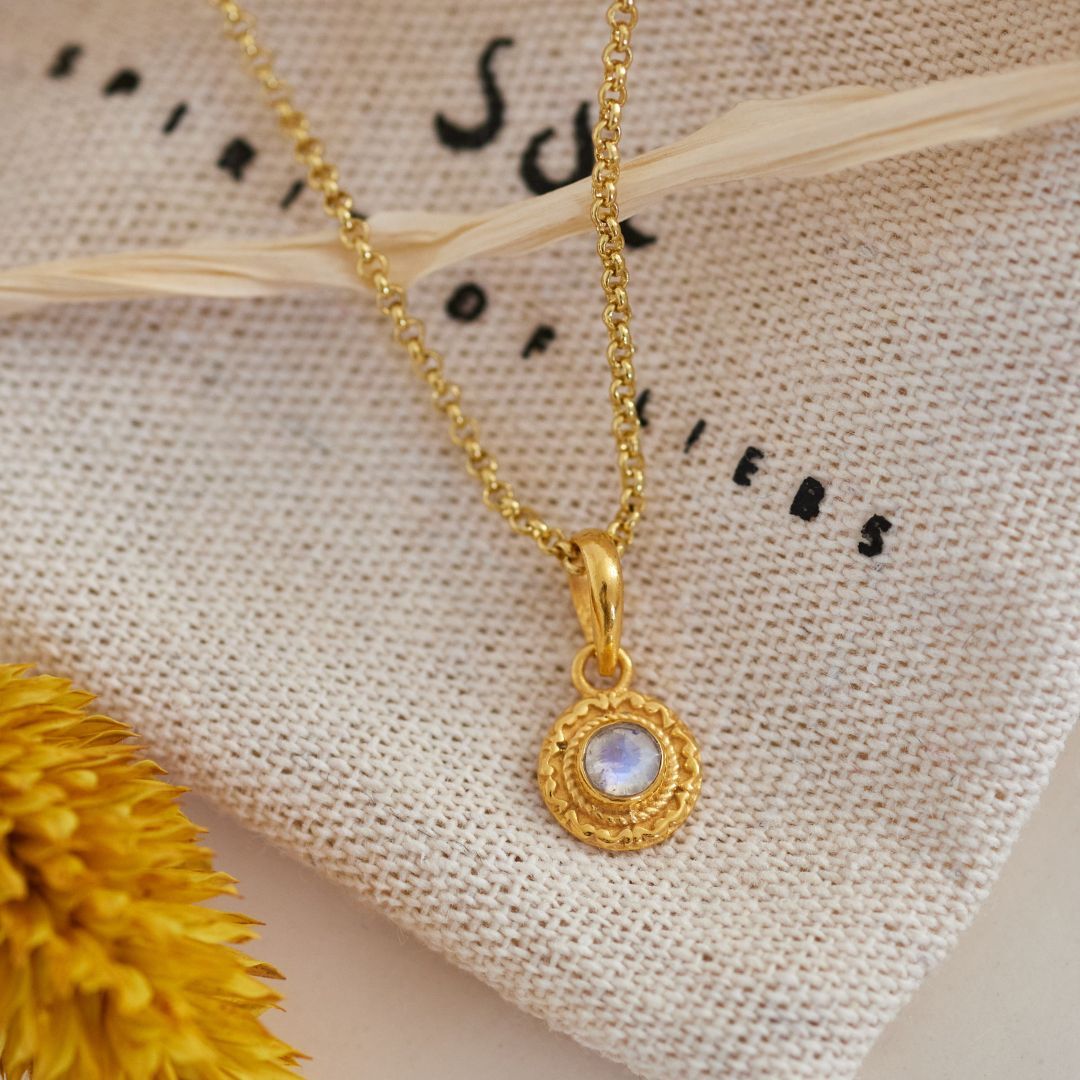 Inka Mondstein Charm Golden