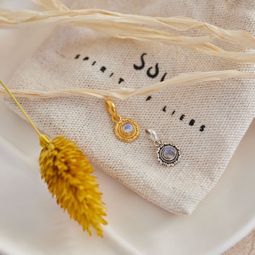 Inka Mondstein Charm Silber