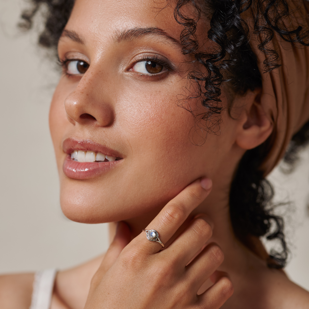 Inka Mondstein Ring Silber