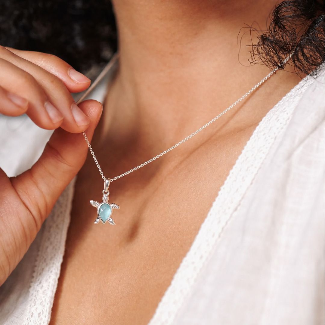 Kassiopeia Aquamarin Charm Silber (Limited Edition)