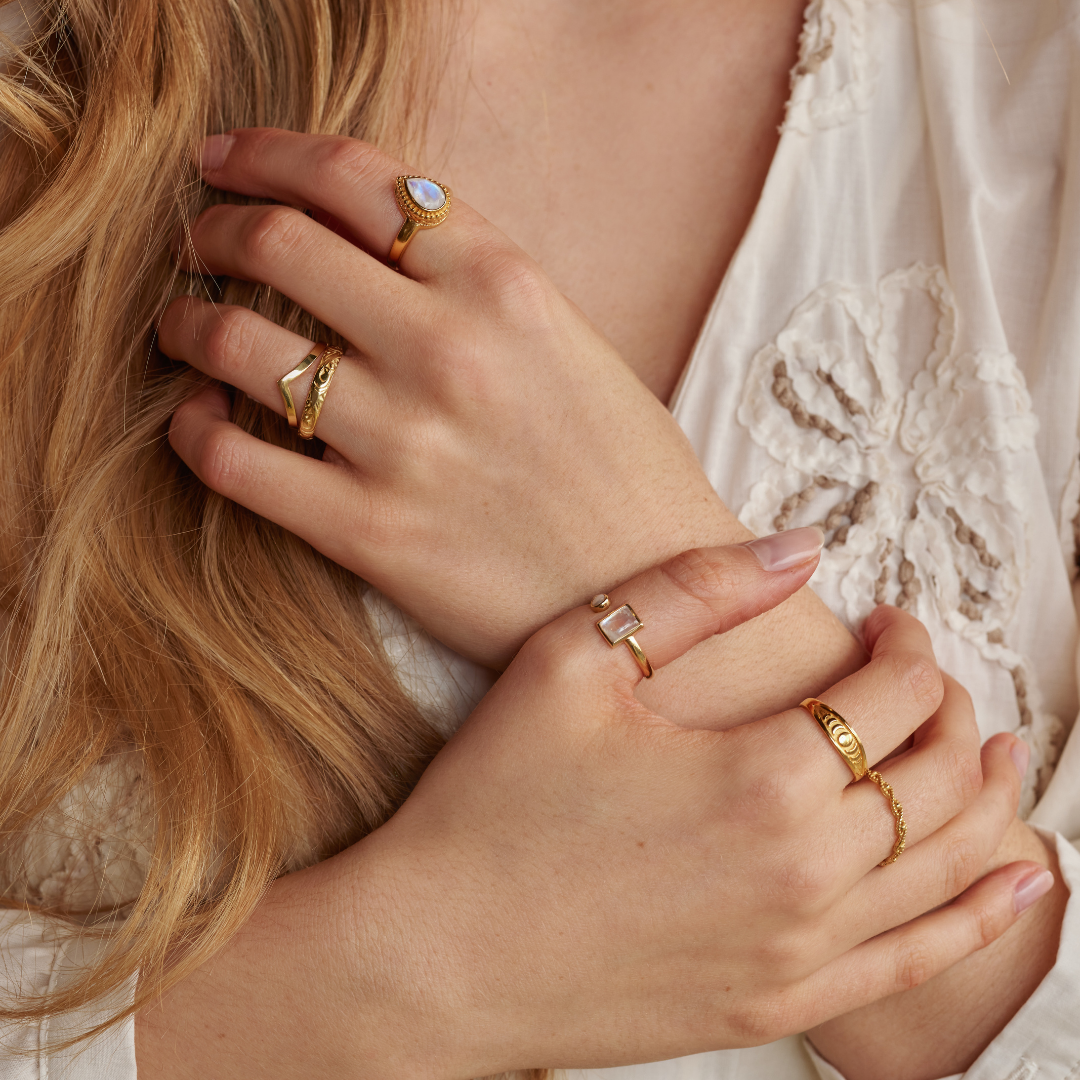 Cleo Ring Golden