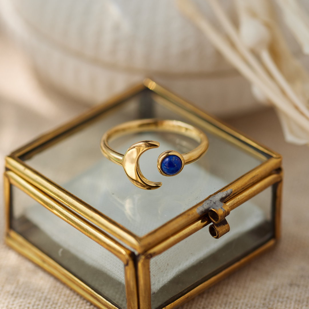Luna Lapislazuli Ring Golden