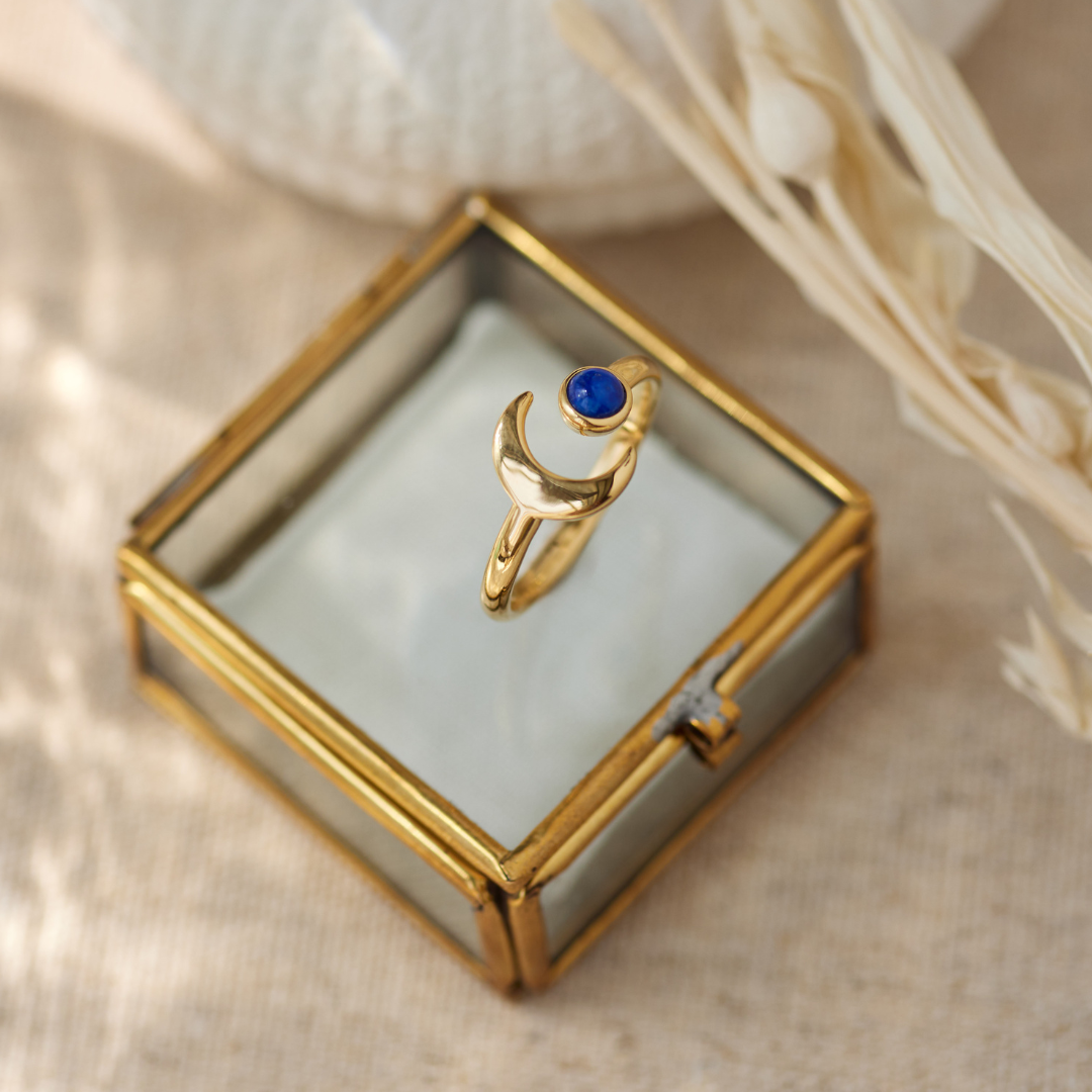 Luna Lapislazuli Ring Golden