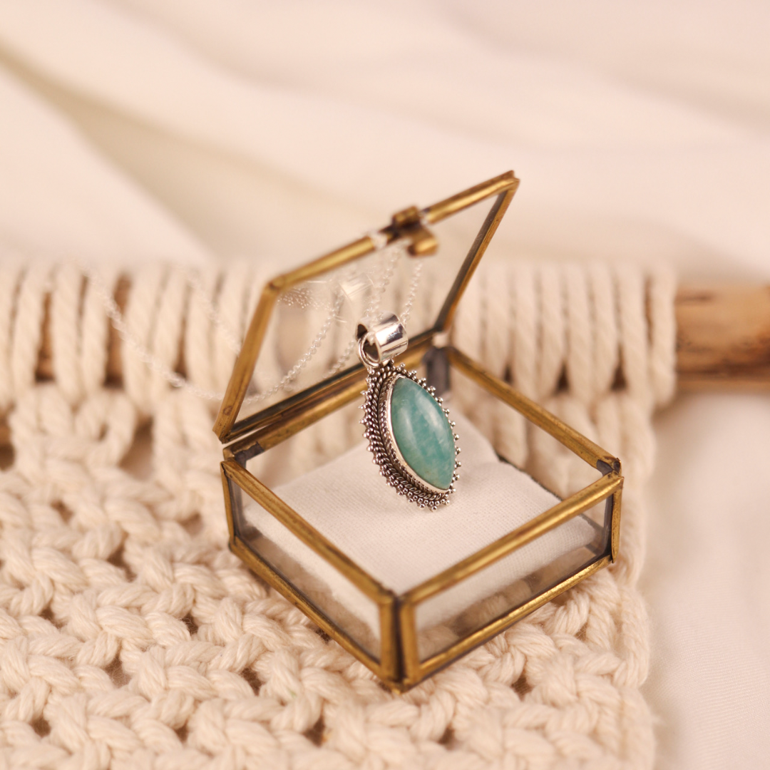 Namaste Amazonit Charm Silber - Spirit of Liebs