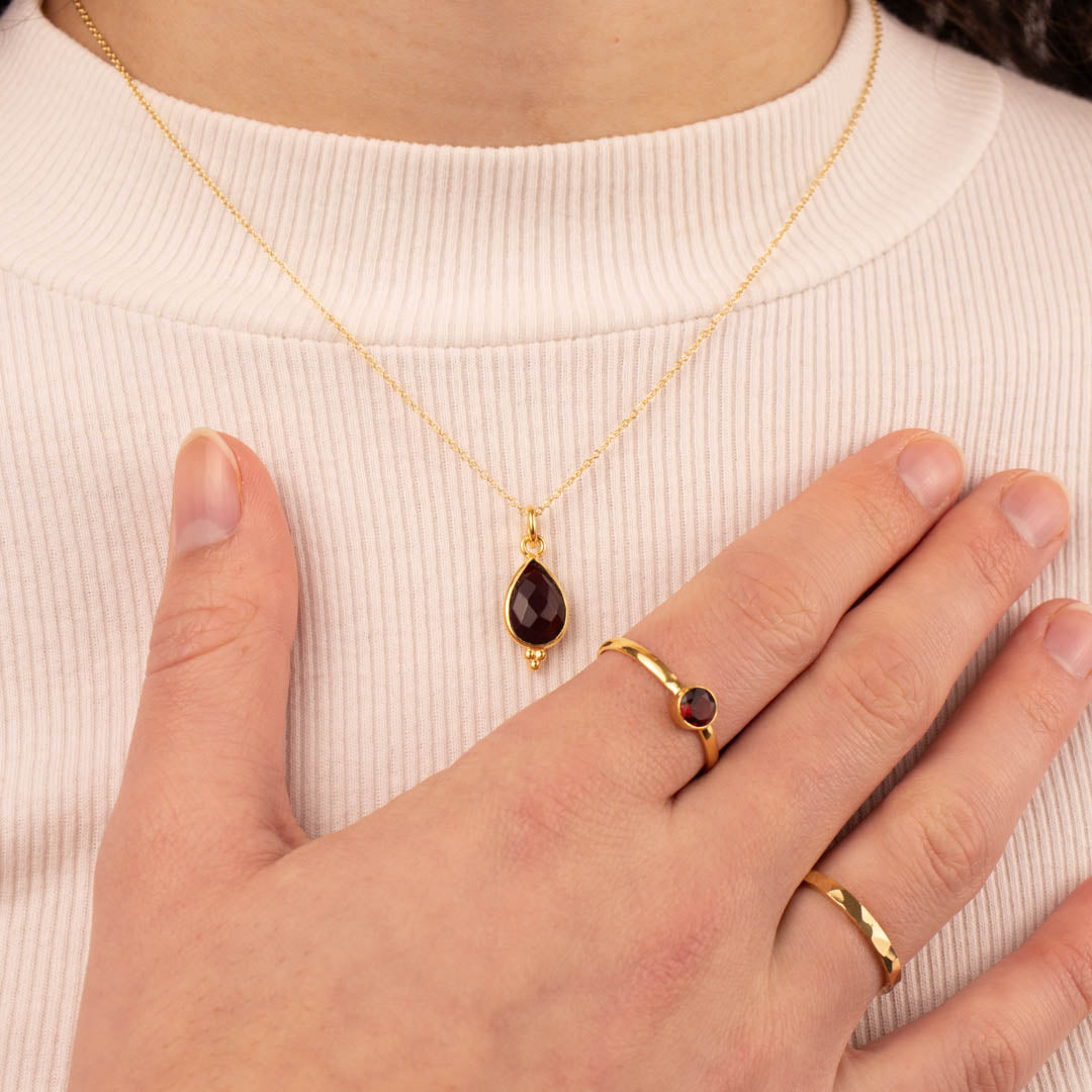 RIO Drops Granat Charm Golden - Spirit of Liebs
