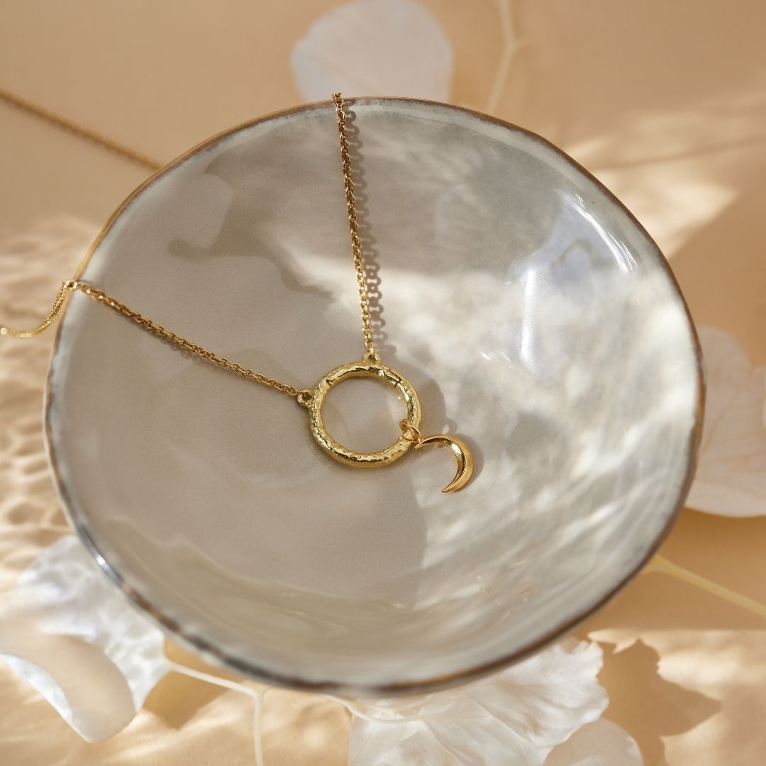"Fly me to the moon" Mond Charm Golden