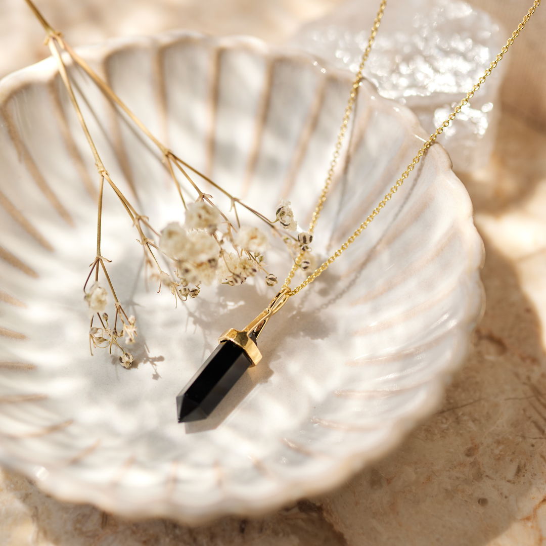 Soul Kristallspitze Onyx Charm Golden