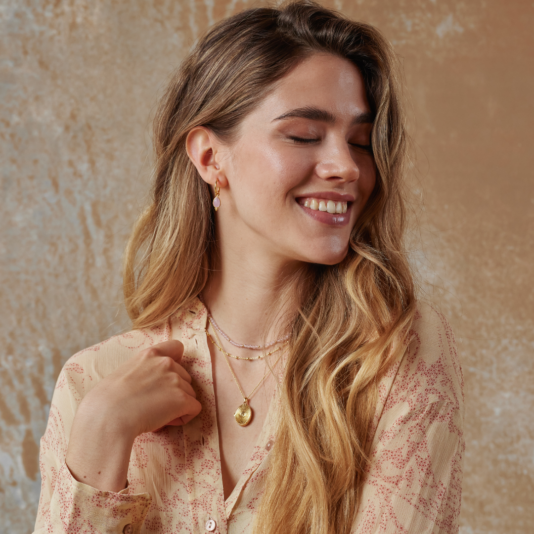 "I am loved" Rosenquarz Kette Golden