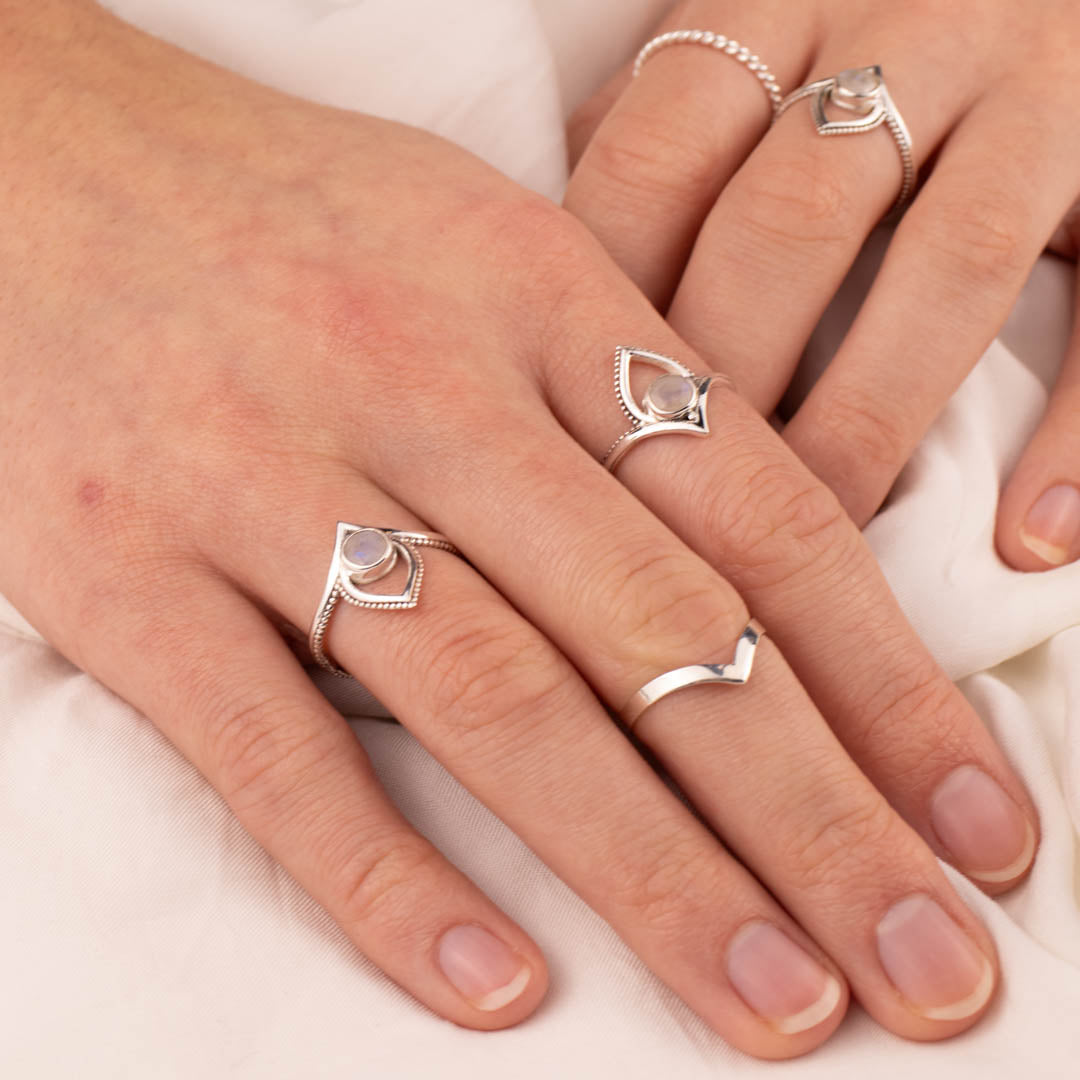 Swani Mondstein Ring Silber