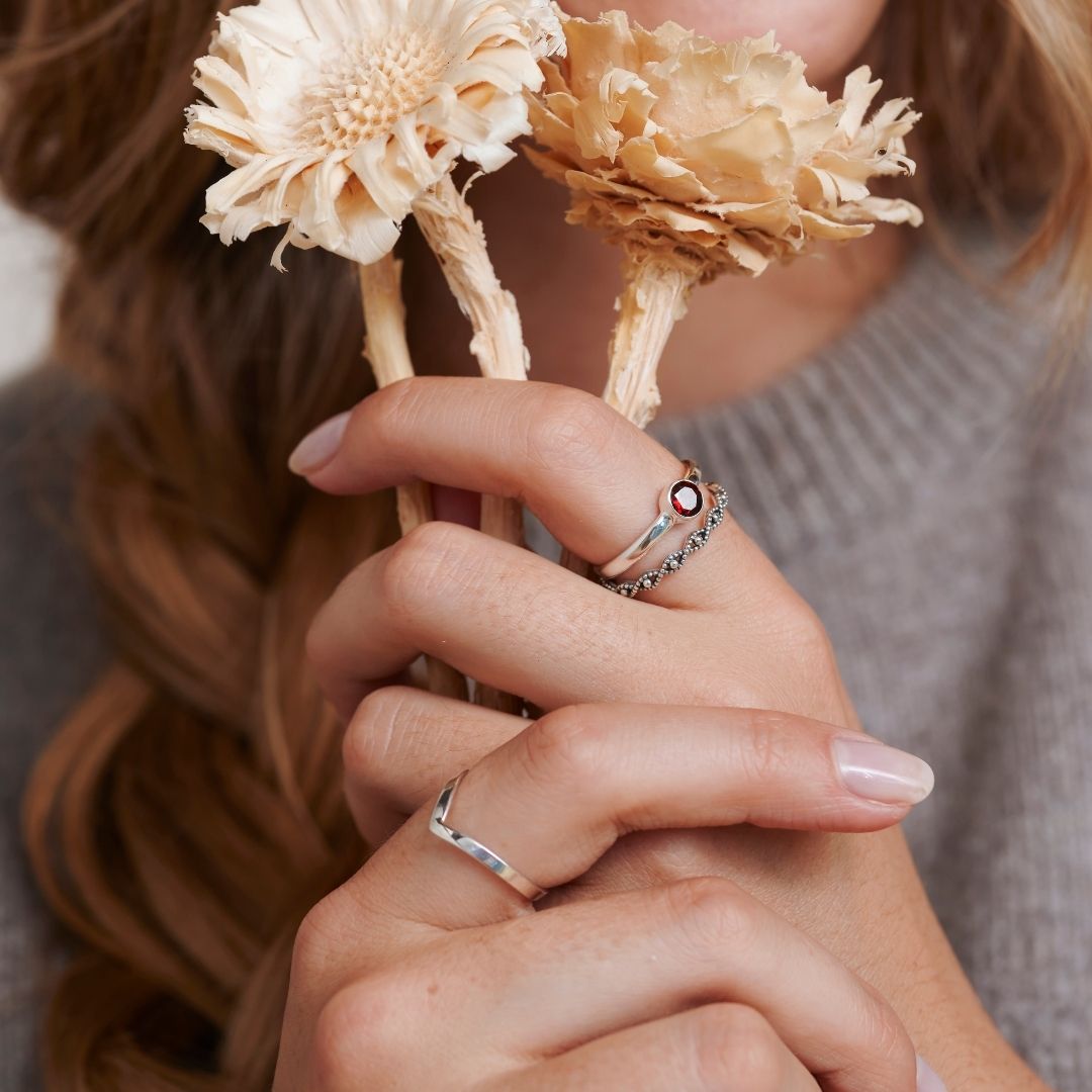 Una Granat Ring Silber Set