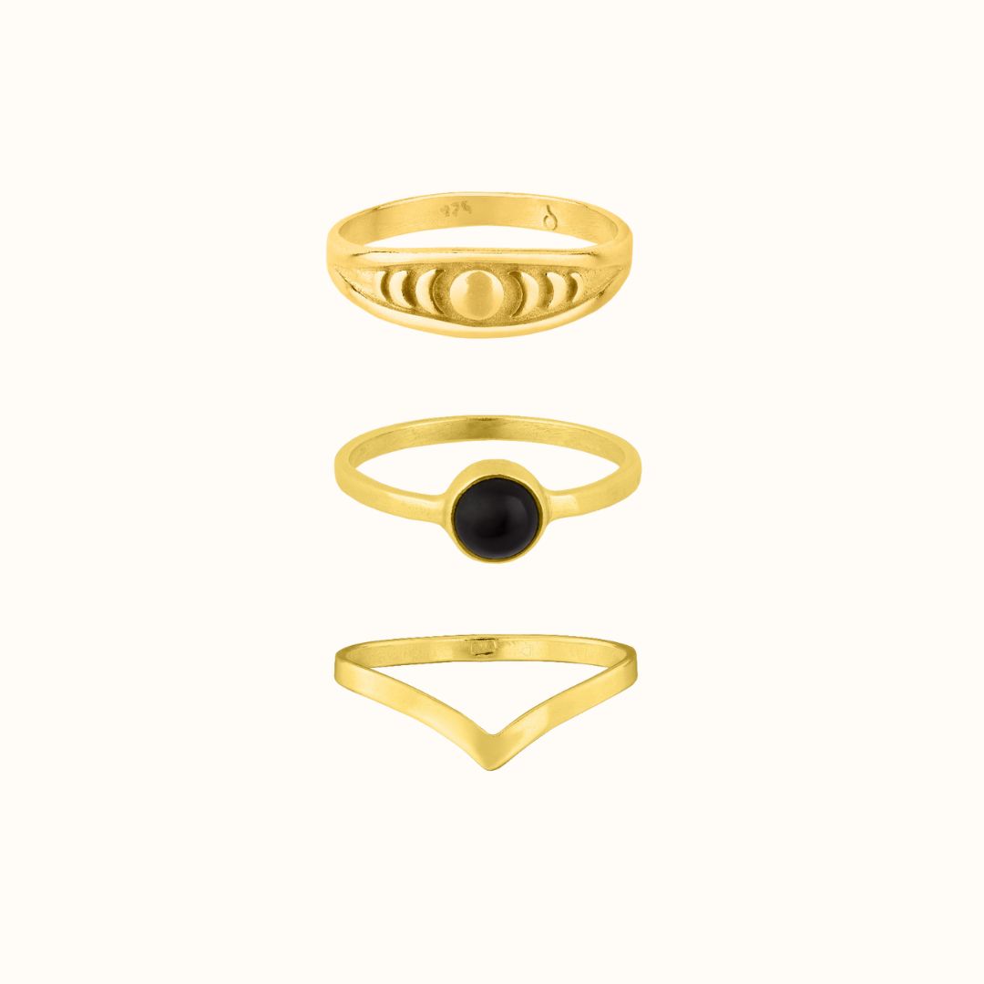 Moon Onyx Ring Golden Set