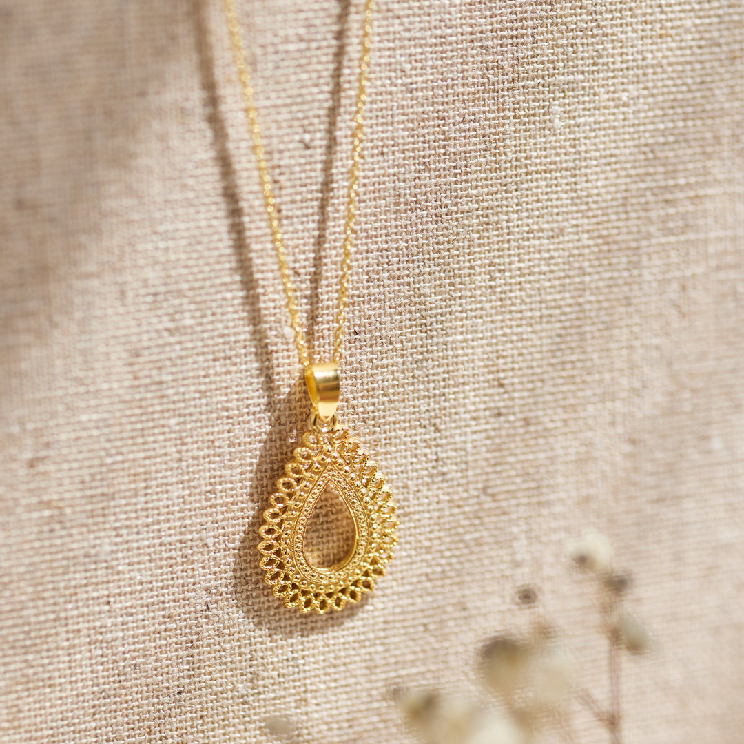 Yasmin Charm Golden