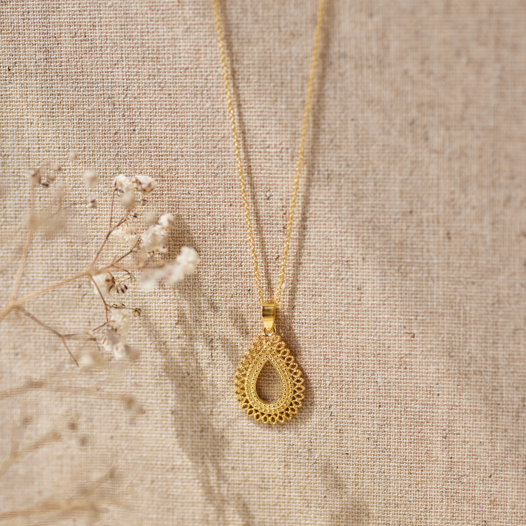 Yasmin Charm Golden