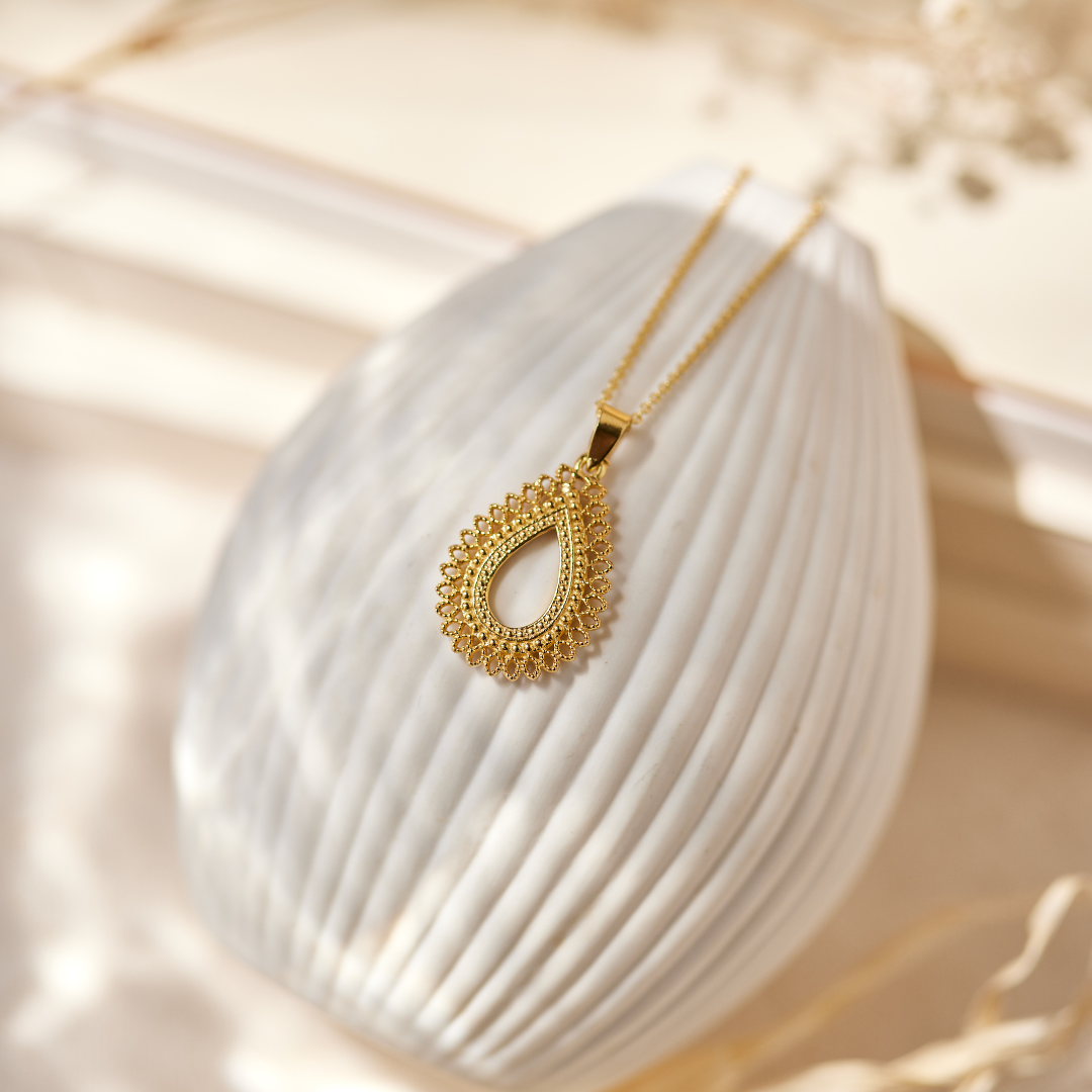 Yasmin Charm Golden
