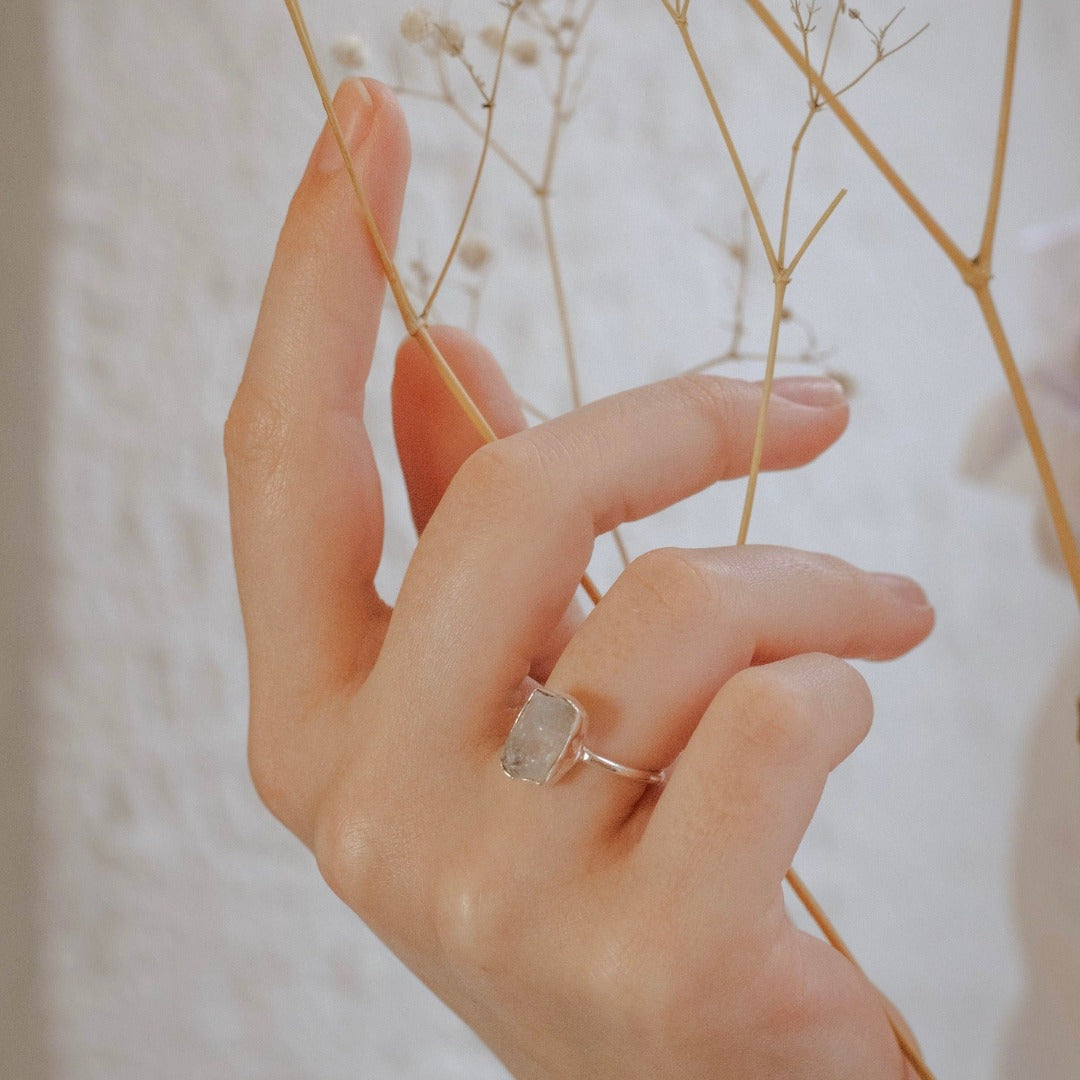 Gaia Mondstein Ring Silber - Spirit of Liebs