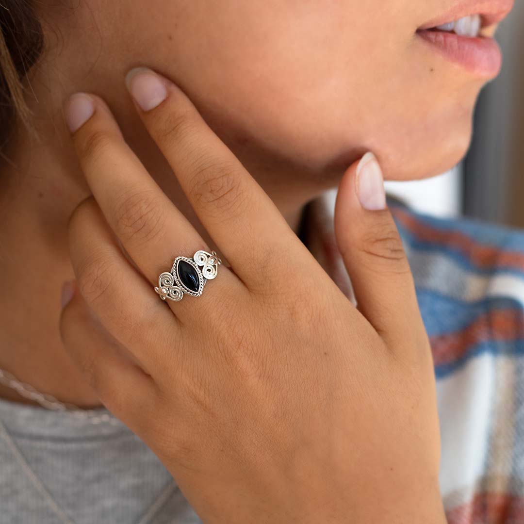 Namaste Onyx Ring Silber - Spirit of Liebs