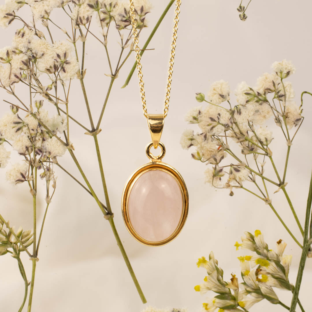 Aylin Rosenquarz Charm Golden