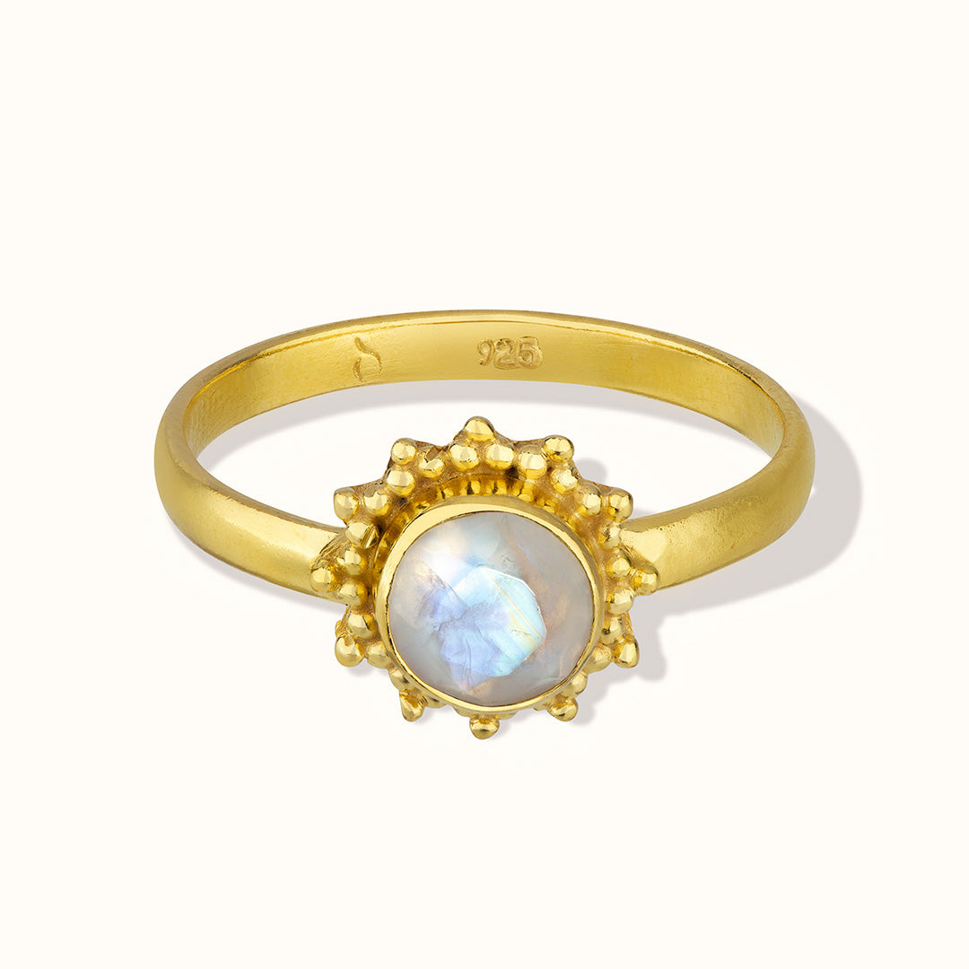 Indische Sonne Mondstein Ring Golden