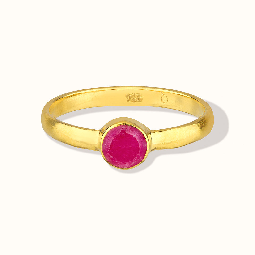 Una Rubin Ring Golden