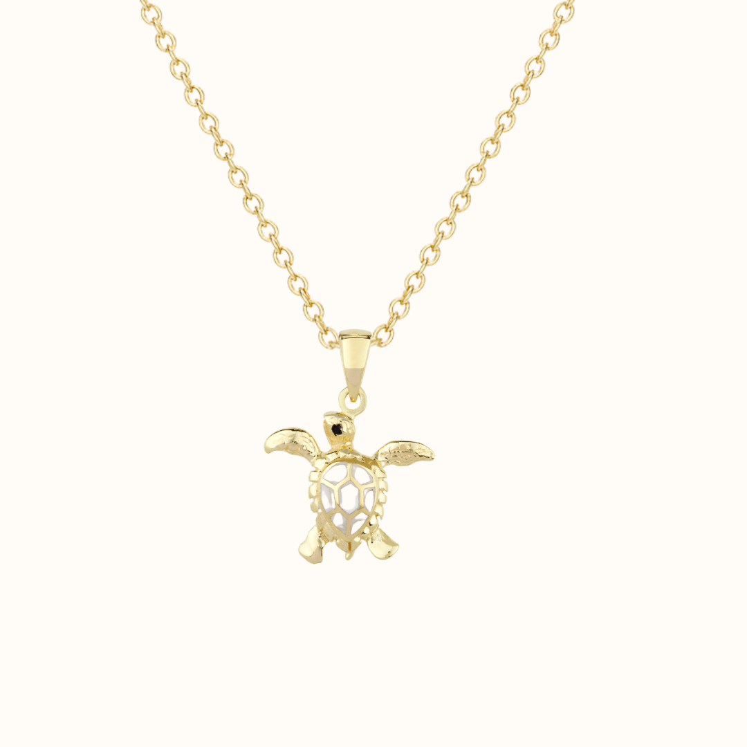 Esme Perlmutt Charm Golden