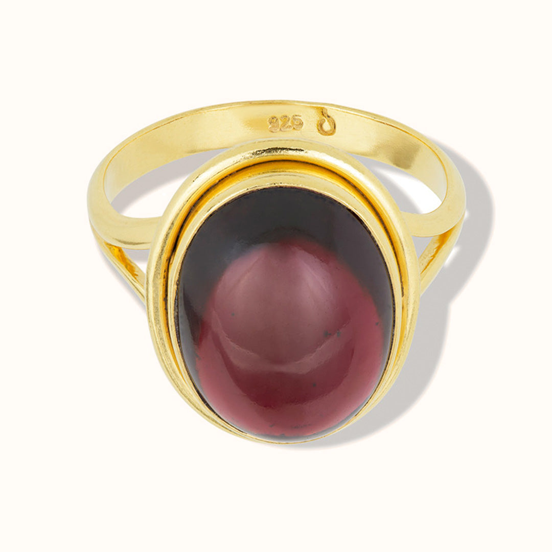 Aylin Granat Ring Golden