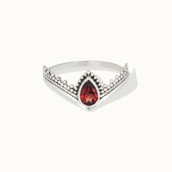 Tiara Granat Ring Silber