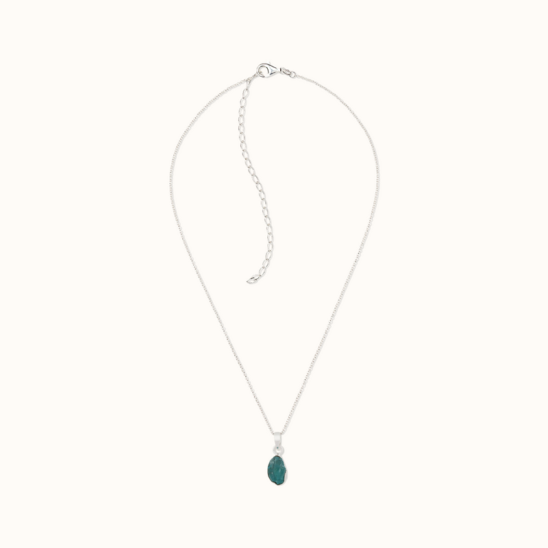 Gaia Apatit Charm Silber