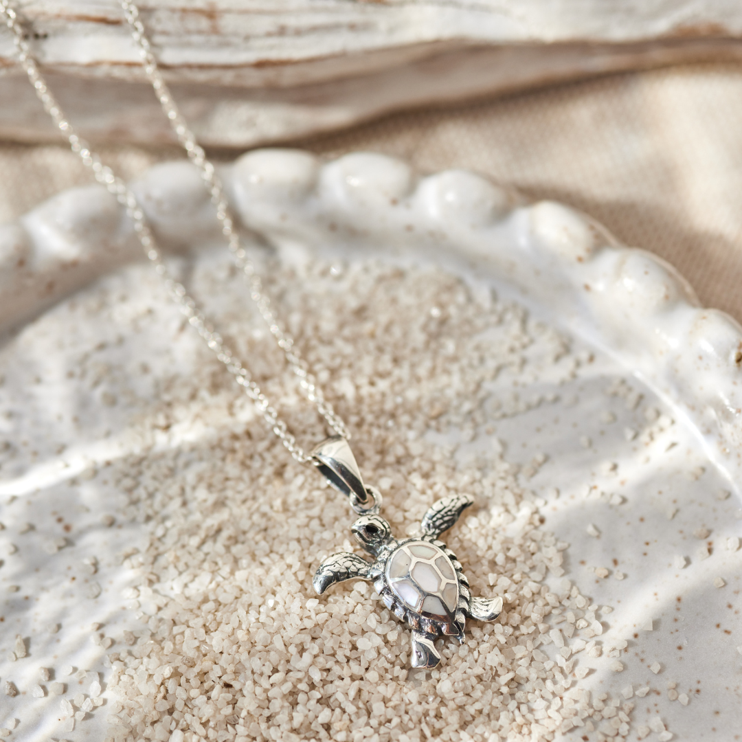 Esme Perlmutt Charm Silber