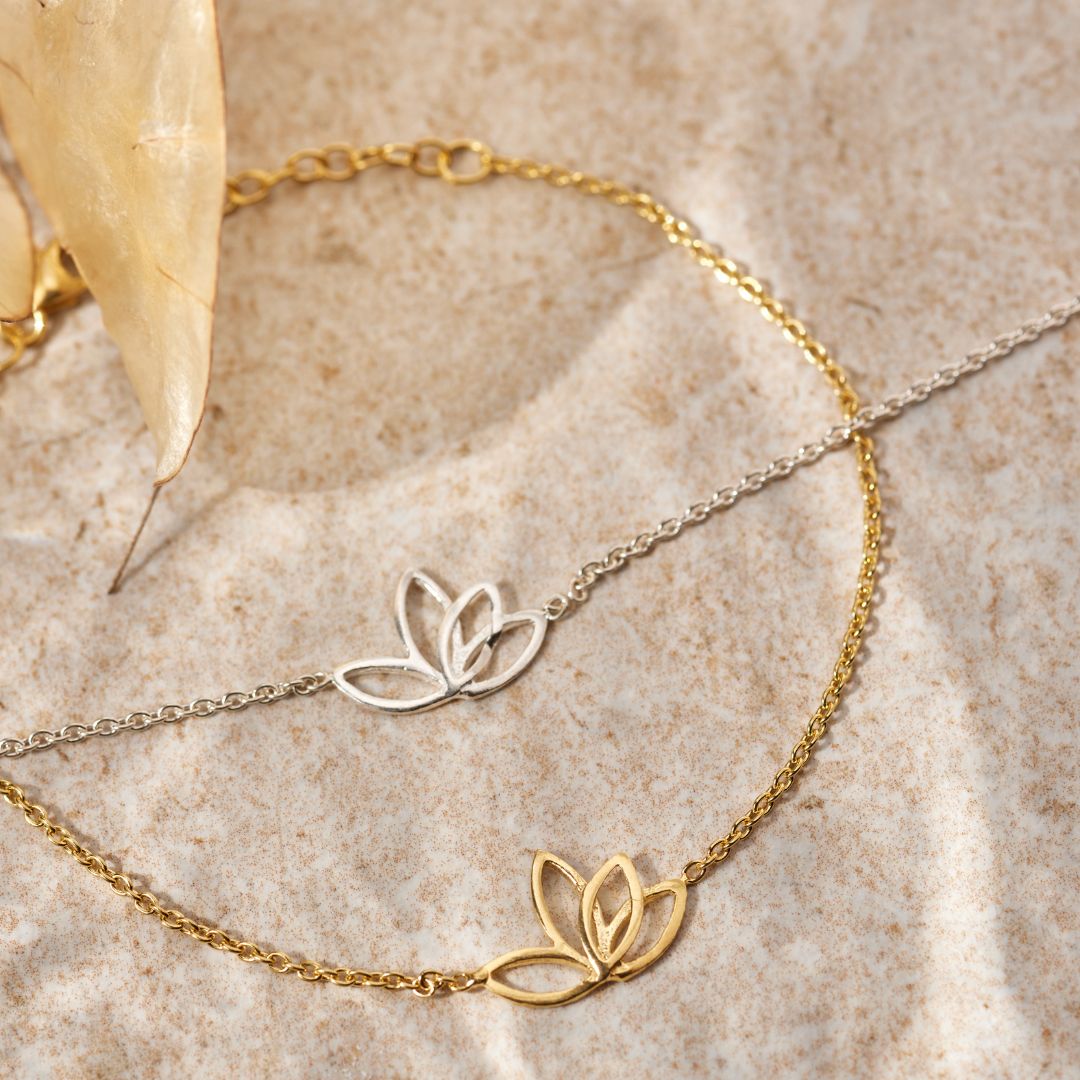 Lotus Armband Golden