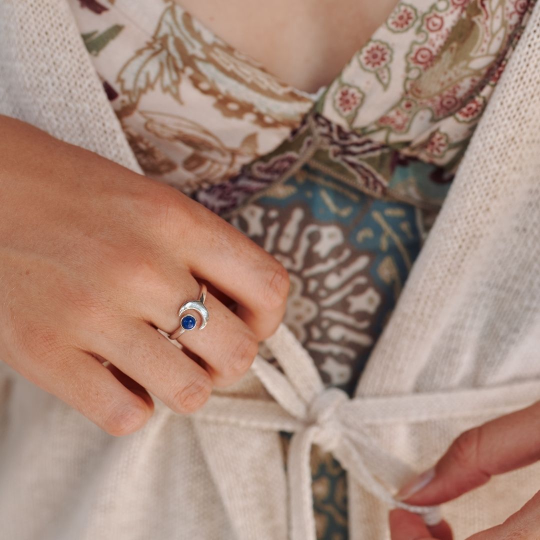 Luna Lapislazuli Ring Silber