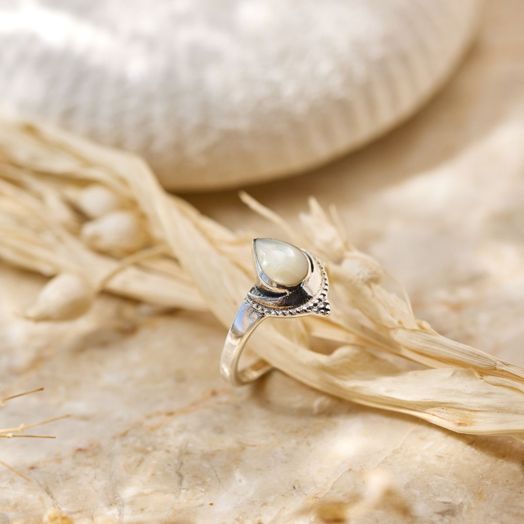 Moana Perlmutt Ring Silber