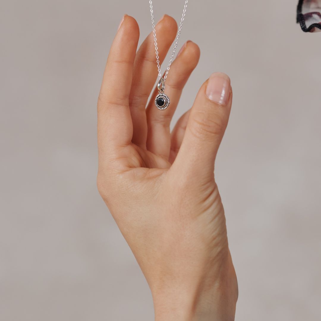 Inka Onyx Charm Silber