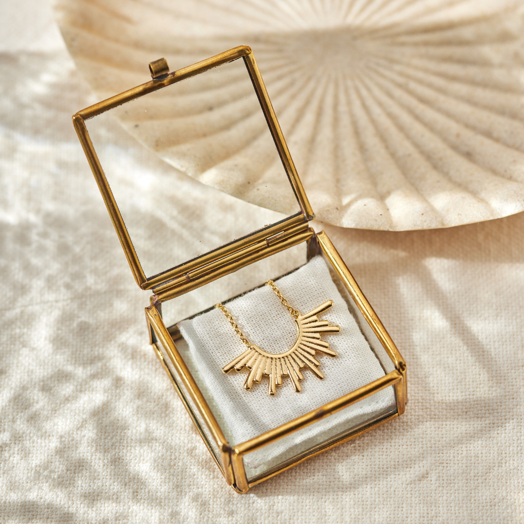 Solis Kette Golden