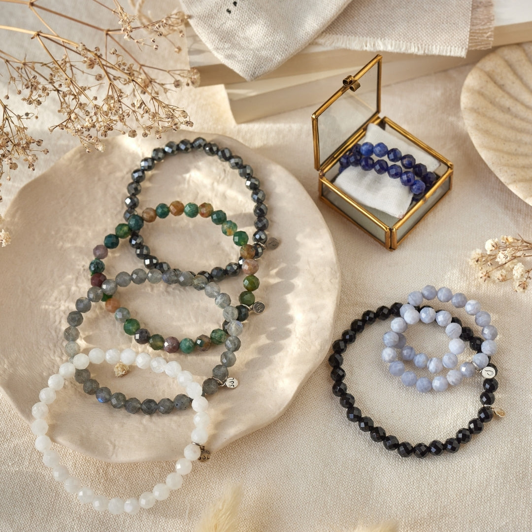 STRENGTH Hämatit Armband