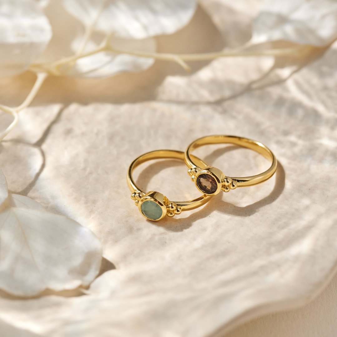 Ava Rauchquarz Ring Golden