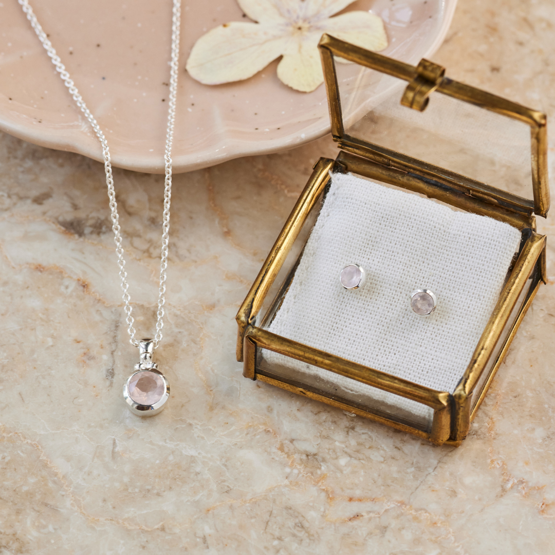 Ava Rosenquarz Charm Silber