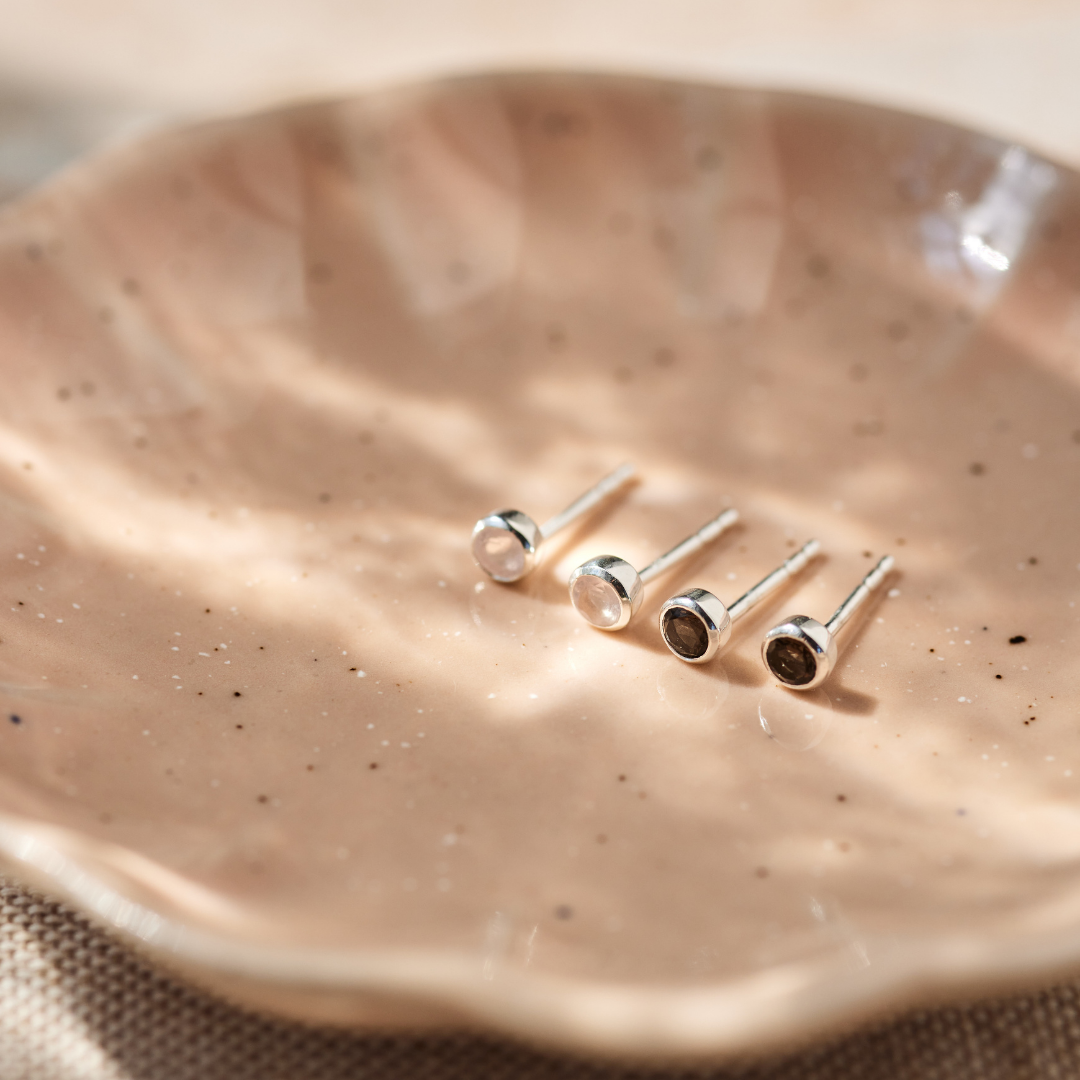 Ava Rauchquarz Ohrstecker Silber
