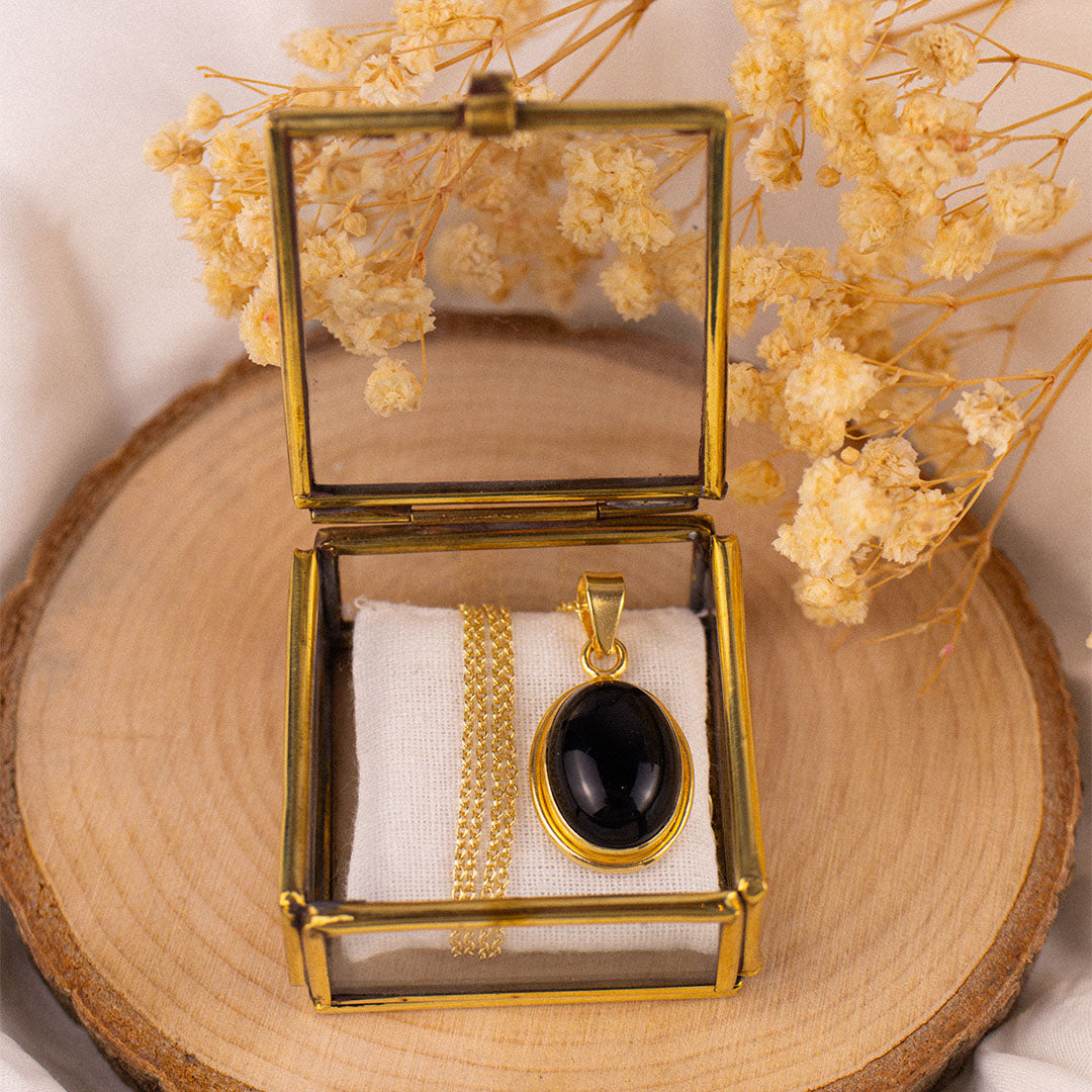 Aylin Onyx Charm Golden - Spirit of Liebs